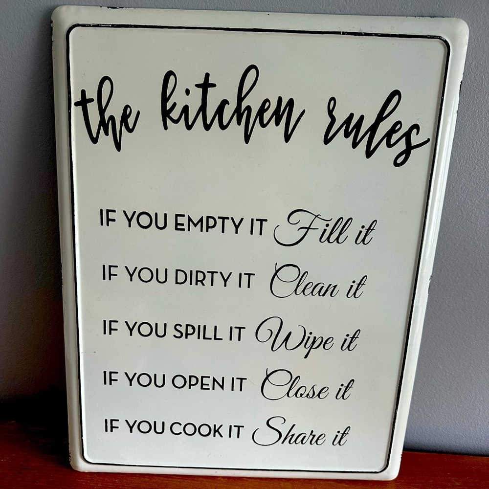 “Kitchen Rules” sign